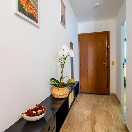 Signature - Welkeys アパート *